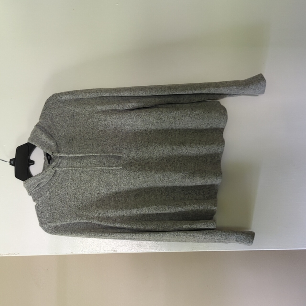 Torrid crop hooded sweater size 0 (L, 12)